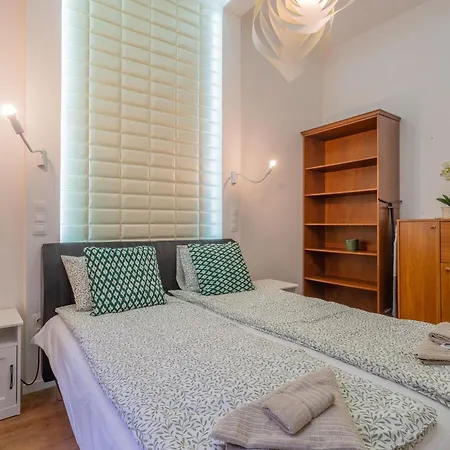 Urban Harmony Studios&apartment On Akacfa Street * Budapeszt