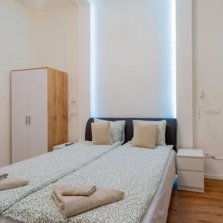 Urban Harmony & On Akacfa Street Budapest