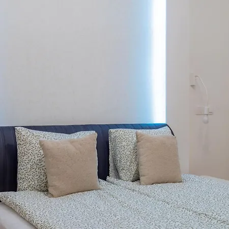 Urban Harmony & On Akacfa Street Apartman Budapest