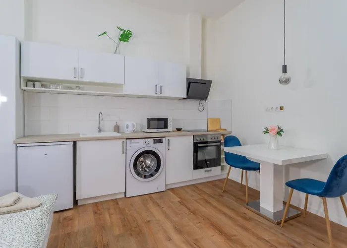 شقة Urban Harmony & On Akacfa Street بودابست