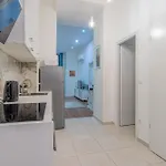 Apartamento Urban Harmony & On Akacfa Street *